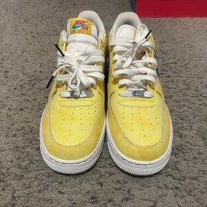 Nike Air Force 1 Lemon Yellow Sneakers